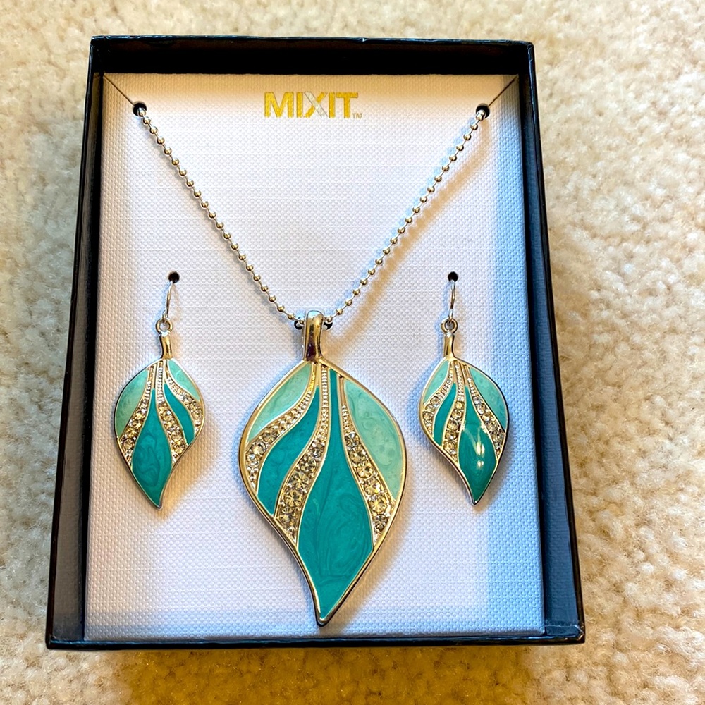 MIXIT Costume Jewelry - NEW